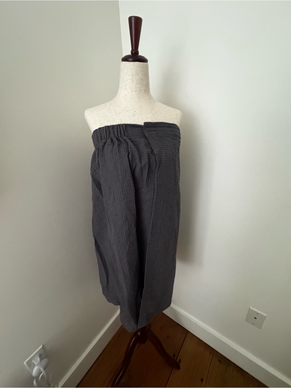 Chakir Turkish Linens Gray Waffle Bath Wrap One Size
